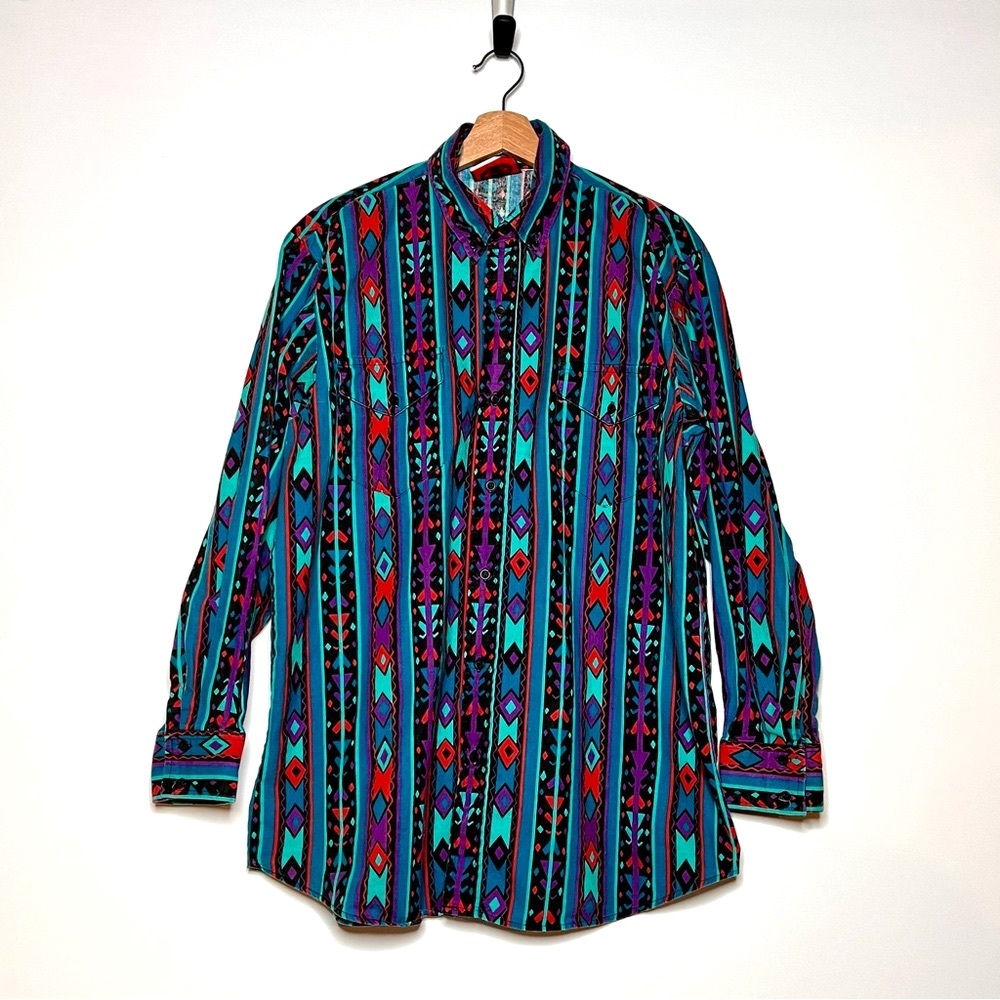Vintage Canyon Trail button down long sleeve shirt